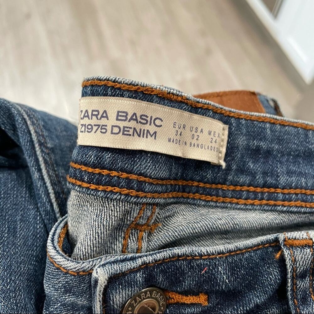 ZARA BASIC Women's Medium Wash Distressed/ Frayed Z1975 Denim Skinny Jeans sz 2 - Picture 3 of 3